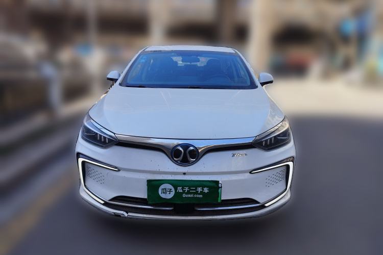 Used BAIC Beijing EU5 2018 R500 Smart Wind Edition Front