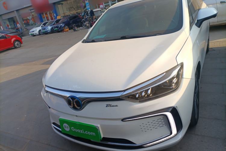 Used BAIC Beijing EU5 2018 R500 Smart Edition Front
