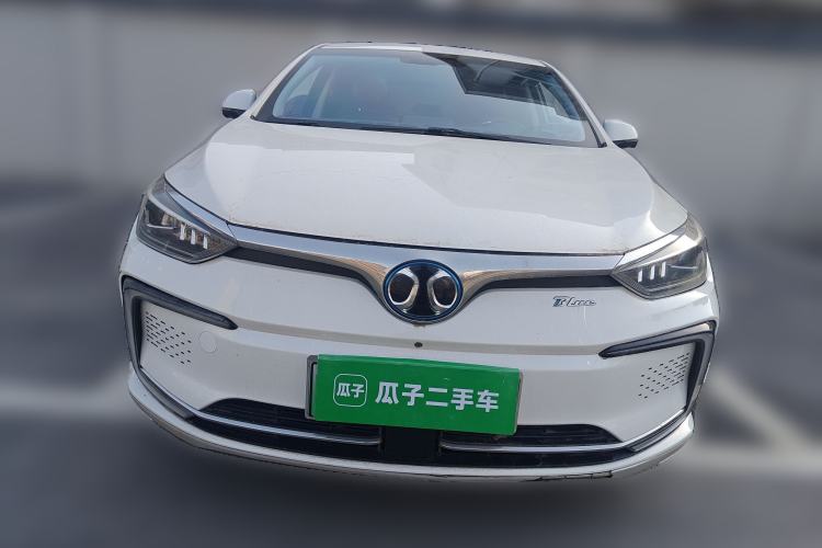 Used BAIC Beijing EU5 2018 R500 Smart Wind Edition Front