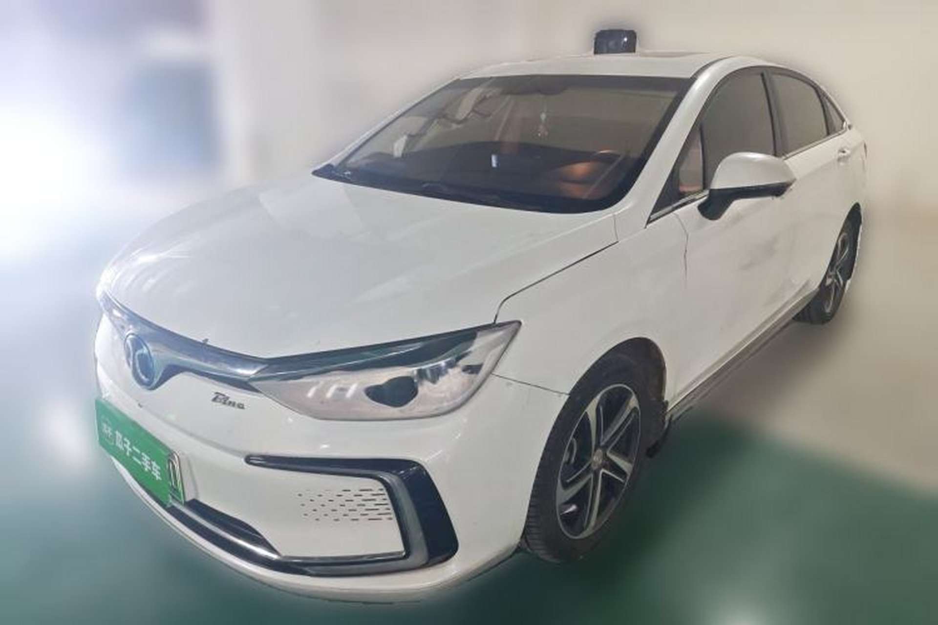 Used BAIC Beijing EU5 2018 R500 Smart Wind Edition Front Left 45 Deg