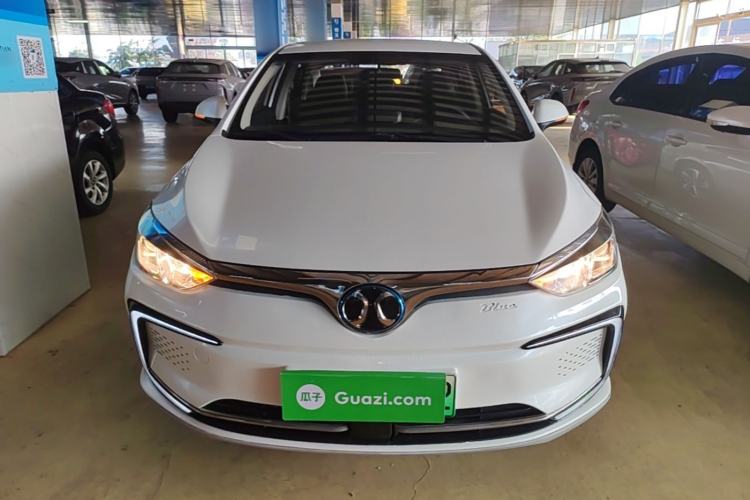 Used BAIC Beijing EU5 2018 R500 Smart Wind Edition Front