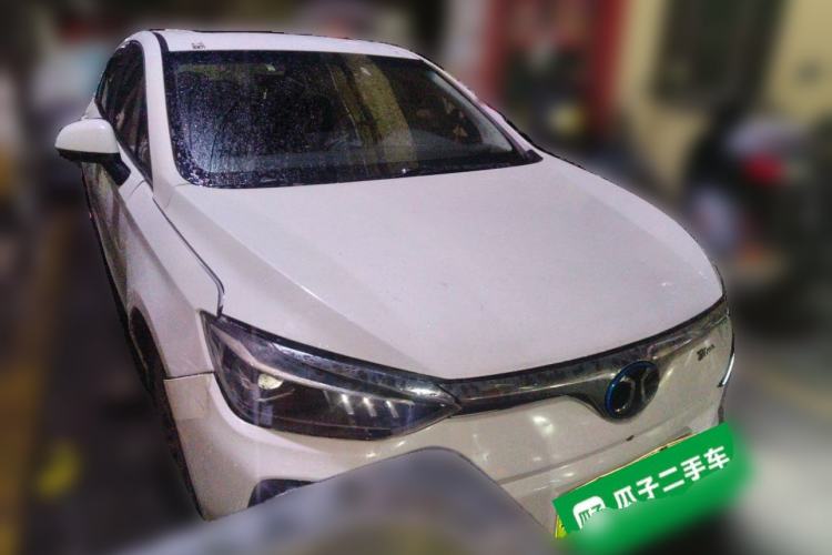 Used BAIC Beijing EU5 2018 R500 Smart Wind Edition Front Right 45 Deg