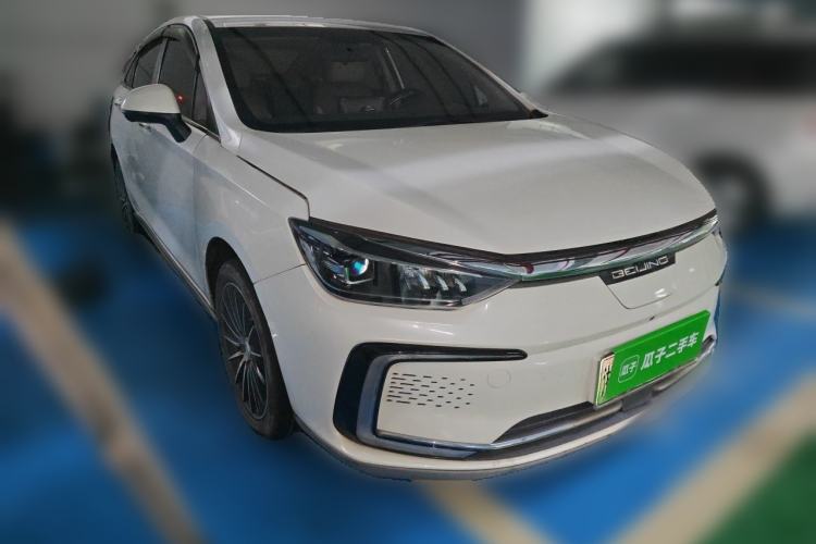 Used BAIC Beijing EU5 2018 R500 Smart Wind Edition Front Right 45 Deg