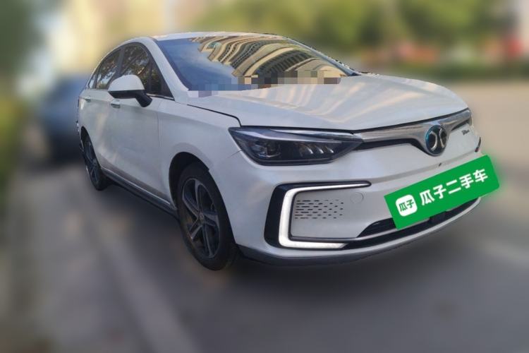 Used BAIC Beijing EU5 2018 R500 Smart Wind Edition Front Right 45 Deg