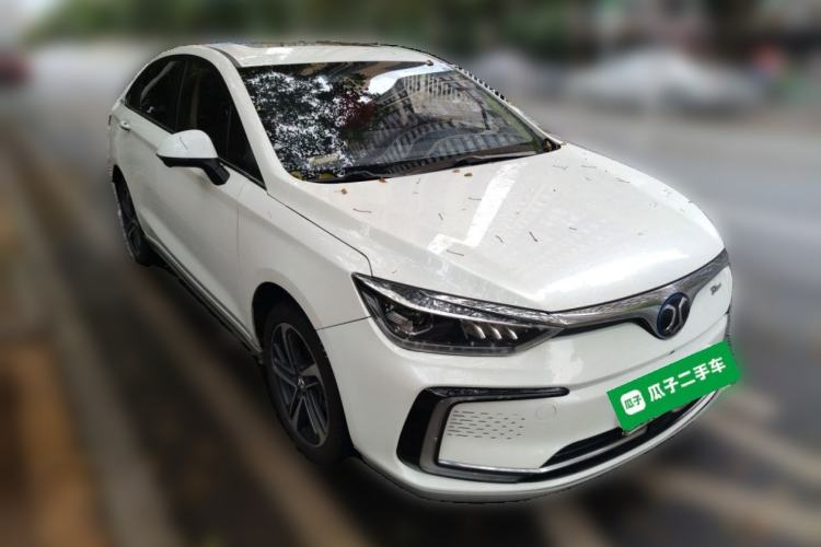 Used BAIC Beijing EU5 2018 R500 Smart Edition Front Right 45 Deg