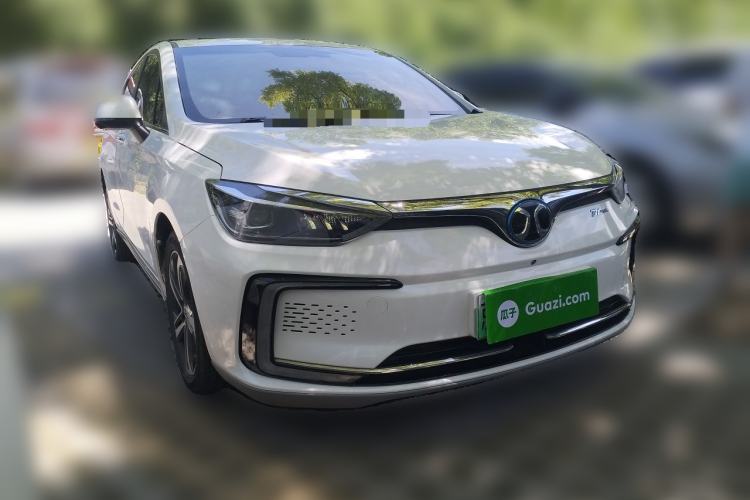 Used BAIC Beijing EU5 2018 R500 Smart Wind Edition Front Right 45 Deg