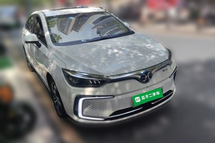 Used BAIC Beijing EU5 2018 R500 Smart Wind Edition Front Right 45 Deg