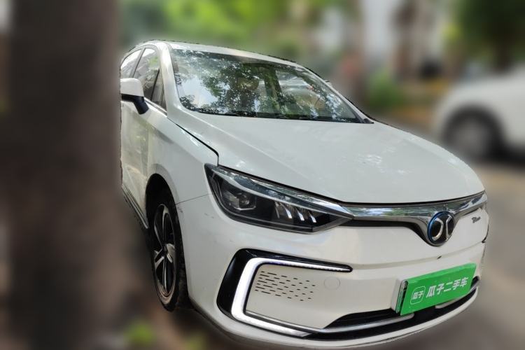 Used BAIC Beijing EU5 2018 R500 Smart Wind Edition Front Right 45 Deg