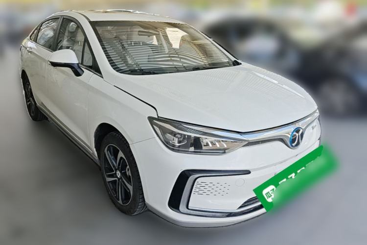 Used BAIC Beijing EU5 2018 R500 Smart Wind Edition Front Right 45 Deg