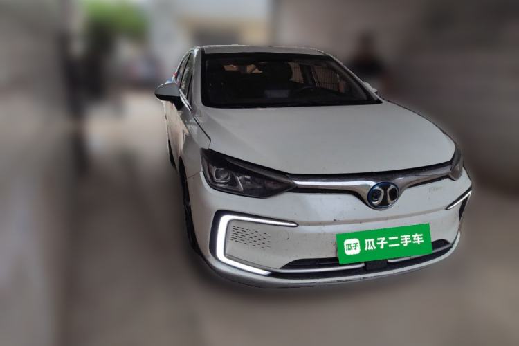 Used BAIC Beijing EU5 2018 R500 Smart Wind Edition Front Right 45 Deg