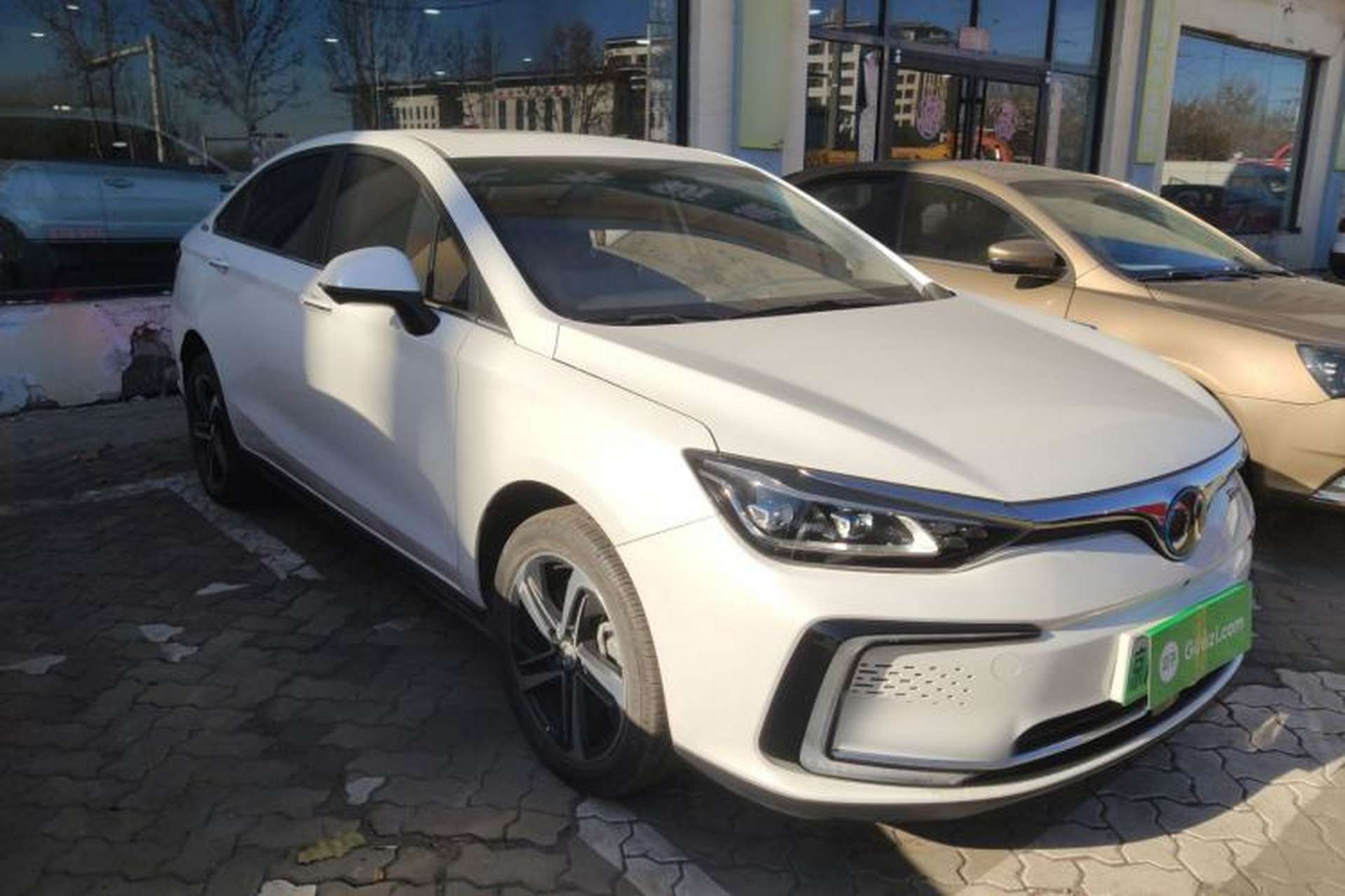 Used BAIC Beijing EU5 2018 R550 Smart Trend Edition Front Right 45 Deg