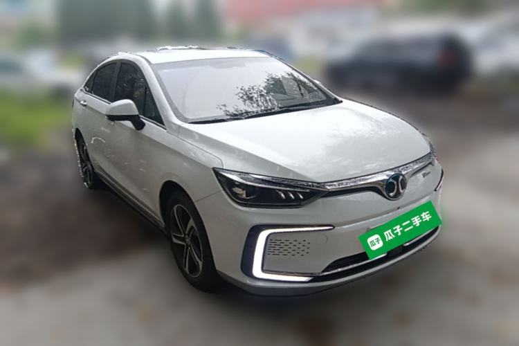Used BAIC Beijing EU5 2018 R500 Smart Wind Edition Front Right 45 Deg