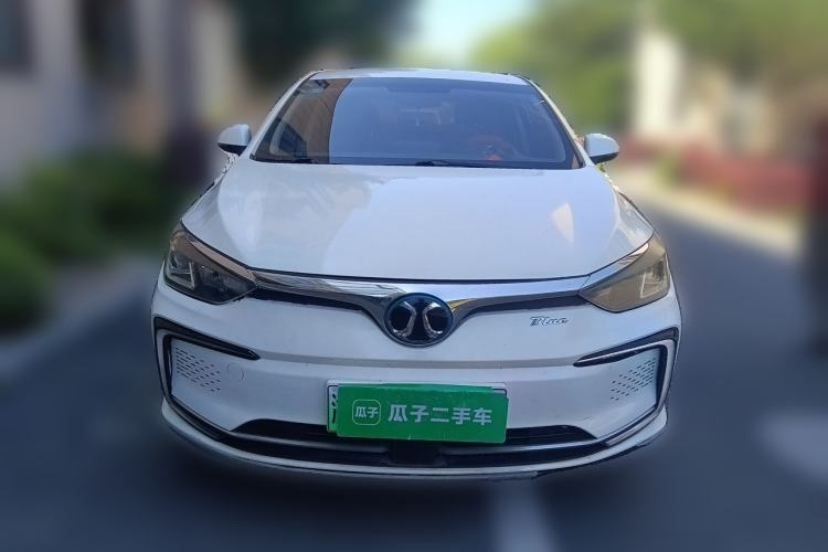 Used BAIC Beijing EU5 2018 R500 Smart Wind Edition Front