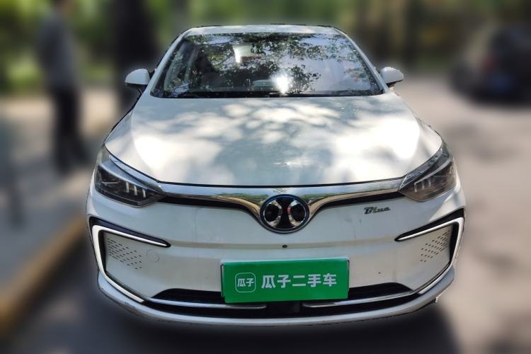 Used BAIC Beijing EU5 2018 R500 Smart Edition Front