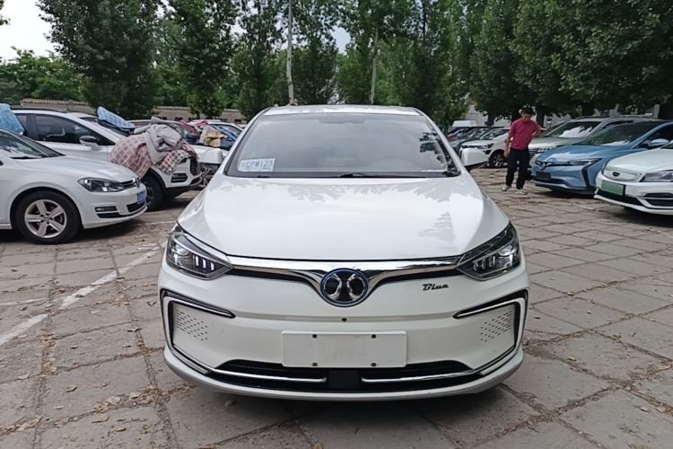 Used BAIC Beijing EU5 2018 R500 Smart Wind Edition Front