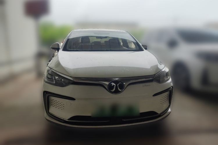Used BAIC Beijing EU5 2018 R500 Smart Wind Edition Front
