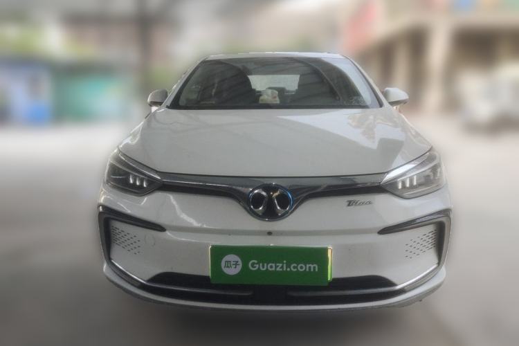 Used BAIC Beijing EU5 2018 R500 Smart Wind Edition Front