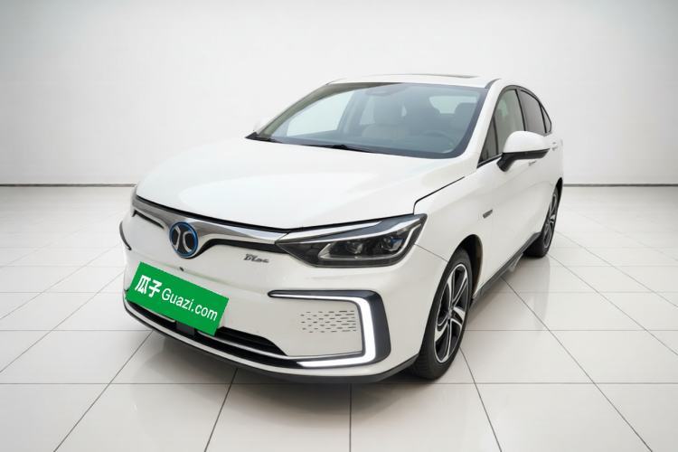 Używany BAIC Beijing EU5 2018 R550 Smart Trend Edition Guazi used car, China used car export, Used car for sale, Used cars, Cheapest cars for sale