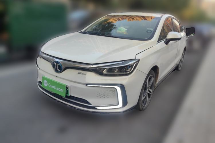 Used BAIC Beijing EU5 2018 R550 Smart Trend Edition Guazi used car, China used car export, Used car for sale, Used  cars, Cheapest cars for sale