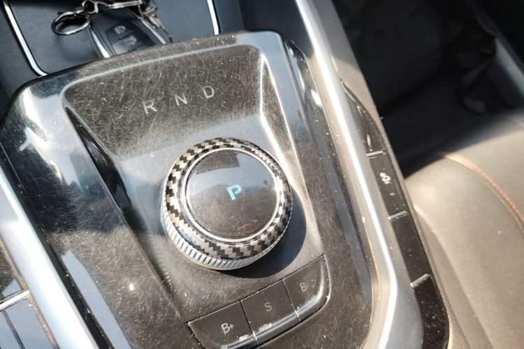 Used BAIC Beijing EU5 2018 R500 Smart Wind Edition Gear Lever