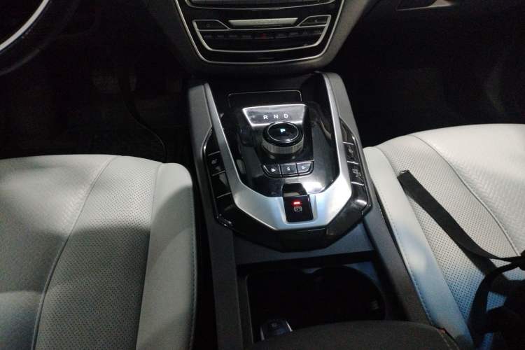 Used BAIC Beijing EU5 2018 R550 Smart Trend Edition Gear Lever
