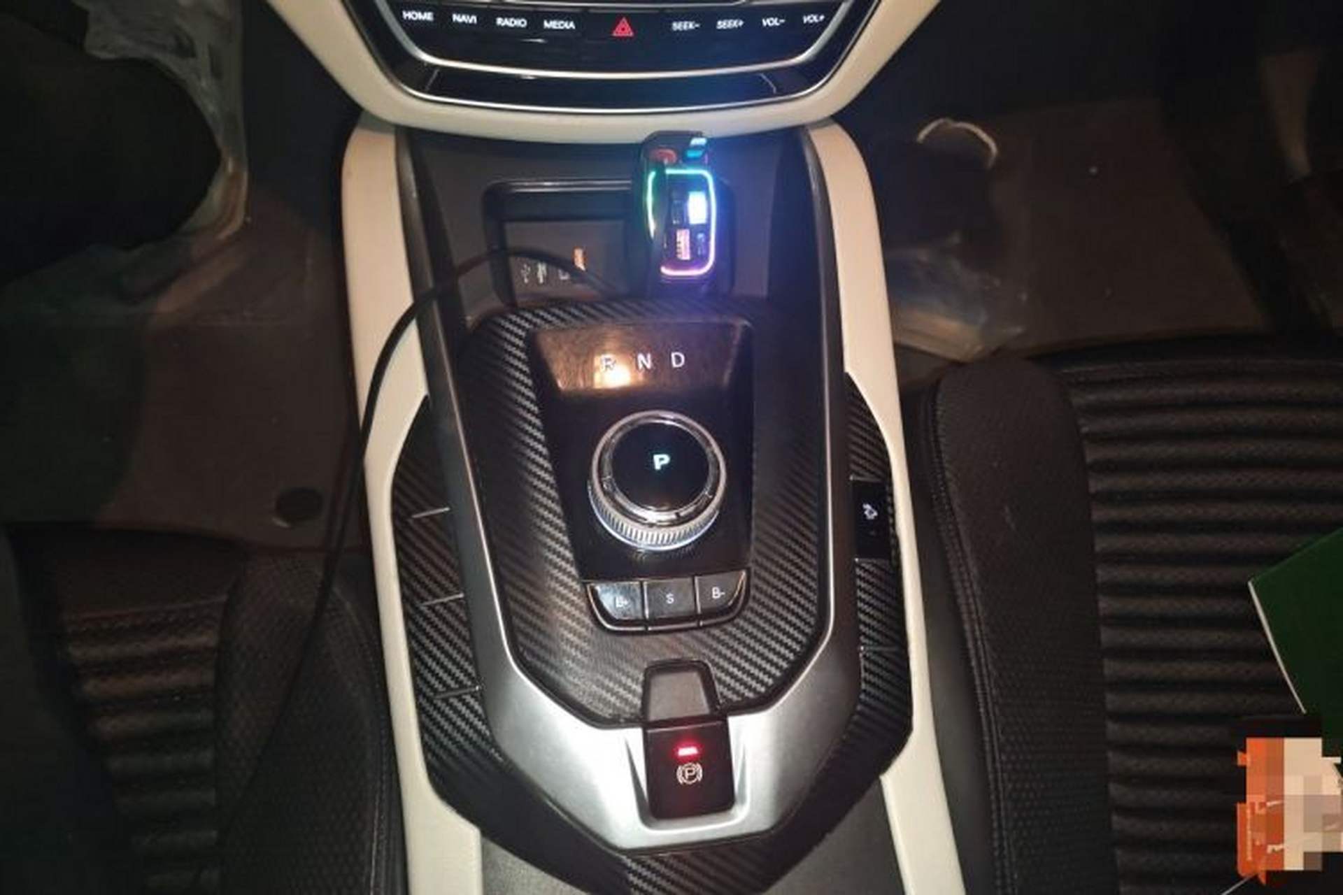 Used BAIC Beijing EU5 2018 R500 Smart Wind Edition Gear Lever