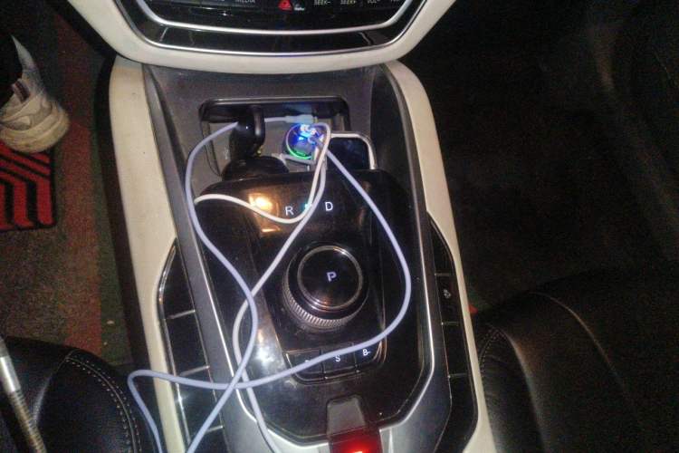 Used BAIC Beijing EU5 2018 R500 Smart Wind Edition Gear Lever