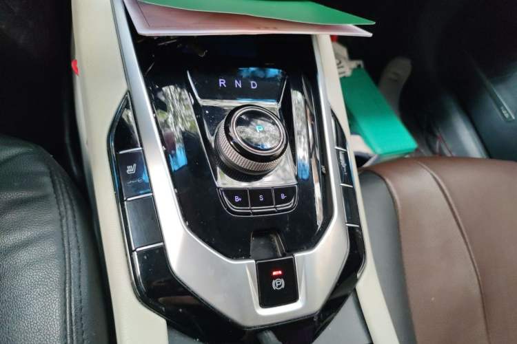 Used BAIC Beijing EU5 2018 R500 Smart Edition Gear Lever