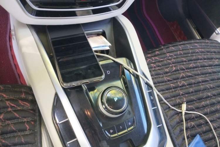 Used BAIC Beijing EU5 2018 R500 Smart Wind Edition Gear Lever