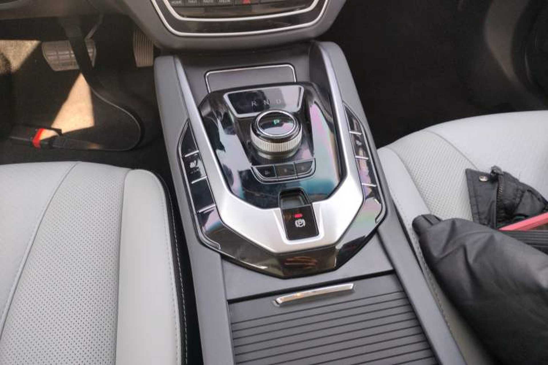 Used BAIC Beijing EU5 2018 R550 Smart Trend Edition Gear Lever