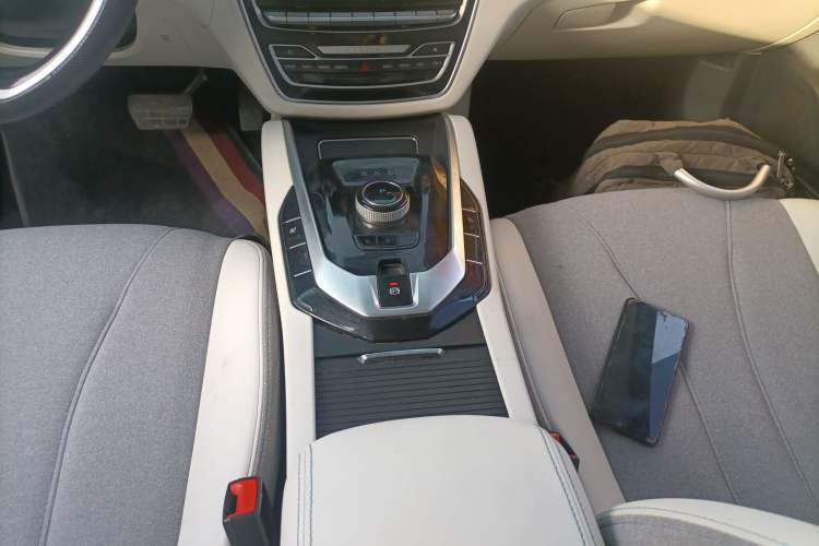 Used BAIC Beijing EU5 2018 R500 Smart Edition Gear Lever