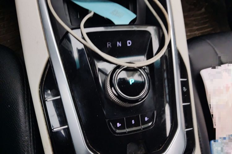 Used BAIC Beijing EU5 2018 R500 Smart Wind Edition Gear Lever