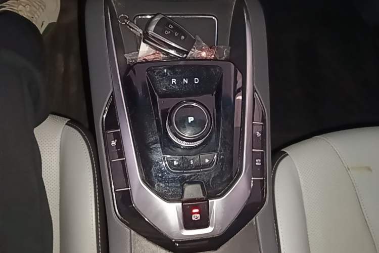 Used BAIC Beijing EU5 2018 R550 Smart Trend Edition Gear Lever