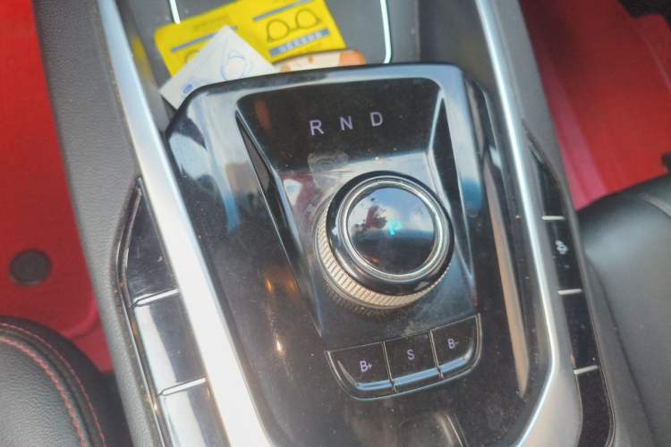 Used BAIC Beijing EU5 2018 R500 Smart Wind Edition Gear Lever