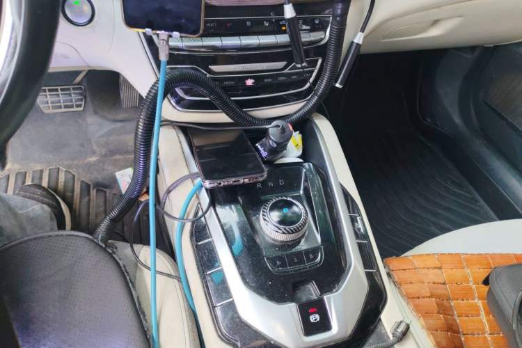 Used BAIC Beijing EU5 2018 R500 Smart Wind Edition Gear Lever