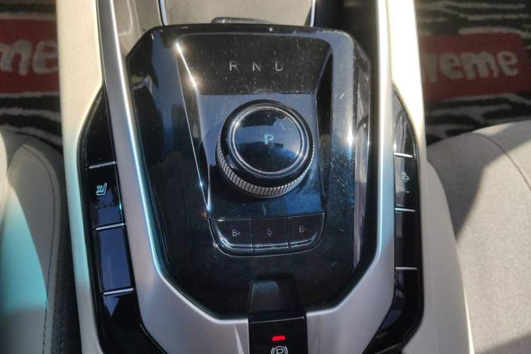 Used BAIC Beijing EU5 2018 R500 Smart Edition Gear Lever