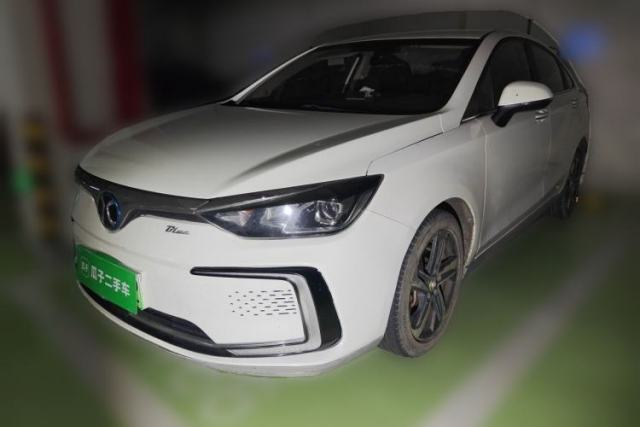 Used BAIC Beijing EU5 2018 R500 Smart Wind Edition