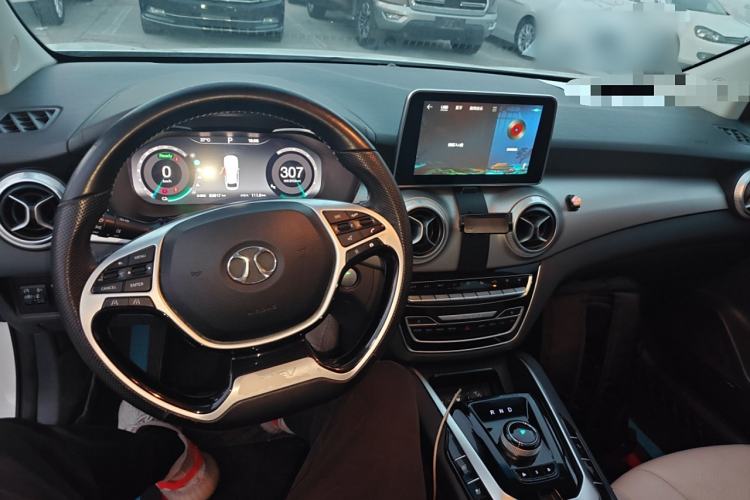 Used BAIC Beijing EU5 2018 R550 Smart Edition Interior 2