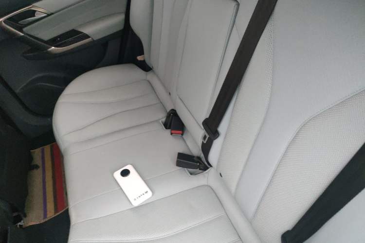 Used BAIC Beijing EU5 2018 R550 Smart Trend Edition Interior 4