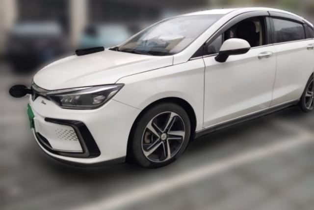 Used BAIC Beijing EU5 2018 R500 Smart Wind Edition