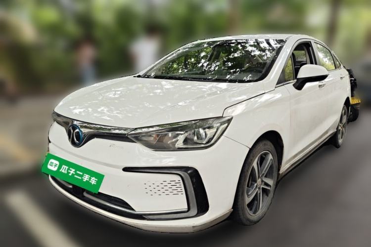 Used BAIC Beijing EU5 2018 R500 Smart Wind Edition Guazi used car, China used car export, Used car for sale, Used cars, Cheapest cars for sale