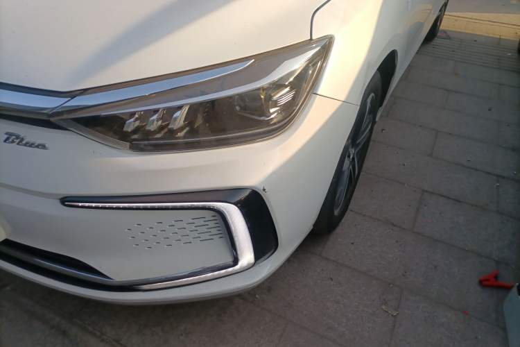 Used BAIC Beijing EU5 2018 R500 Smart Edition Left Front Headlight