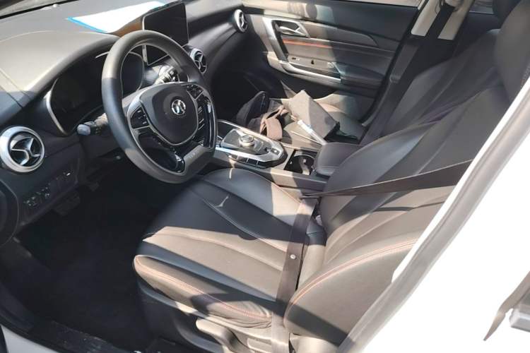 Used BAIC Beijing EU5 2018 R500 Smart Wind Edition Left Front Seat