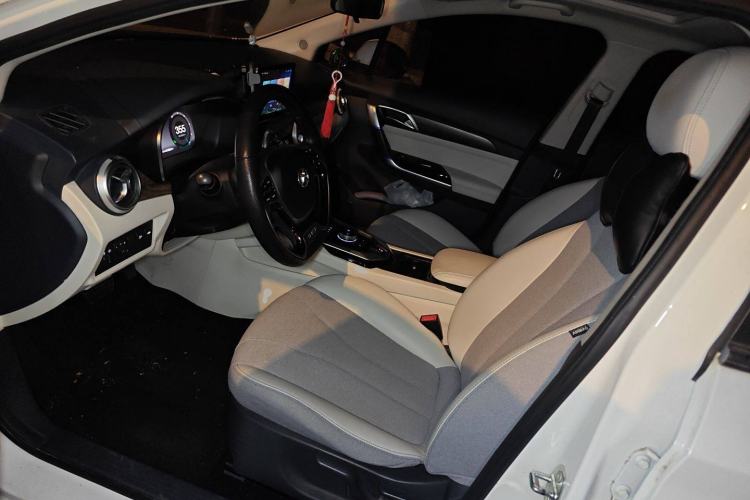Used BAIC Beijing EU5 2018 R500 Smart Wind Edition Left Front Seat