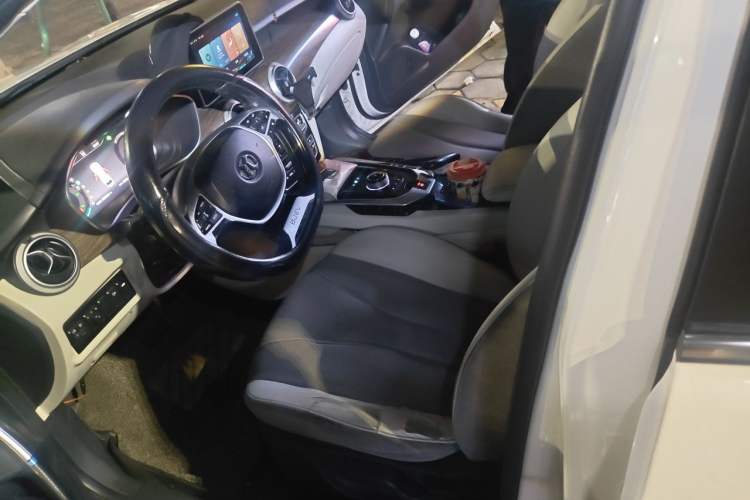 Used BAIC Beijing EU5 2018 R500 Smart Wind Edition Left Front Seat