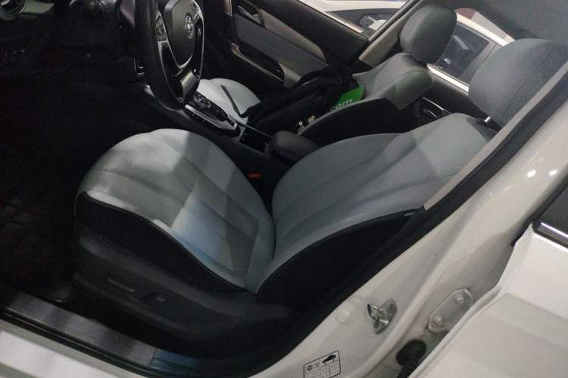 Used BAIC Beijing EU5 2018 R550 Smart Trend Edition Left Front Seat