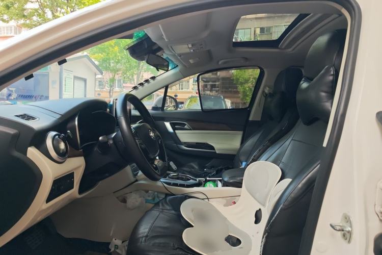 Used BAIC Beijing EU5 2018 R500 Smart Wind Edition Left Front Seat