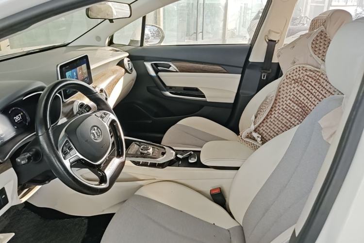Used BAIC Beijing EU5 2018 R500 Smart Wind Edition Left Front Seat