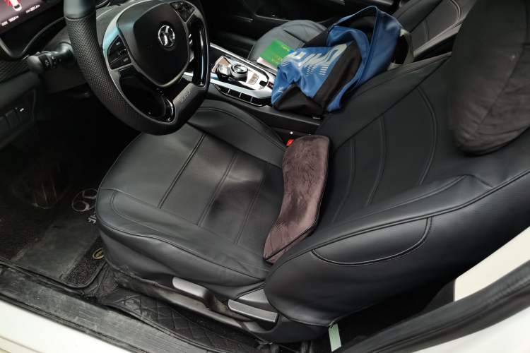 Used BAIC Beijing EU5 2018 R500 Smart Wind Edition Left Front Seat