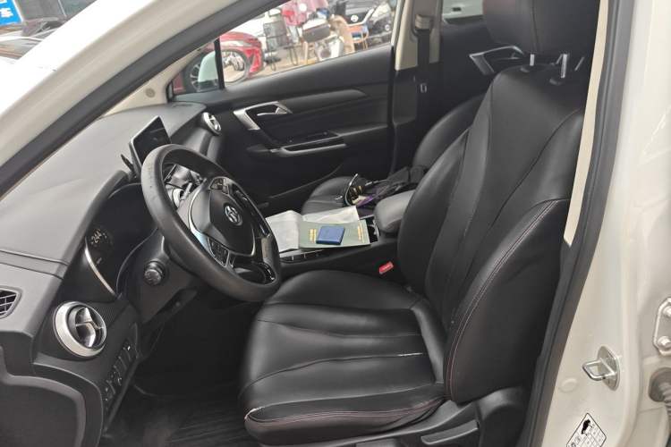 Used BAIC Beijing EU5 2018 R500 Smart Wind Edition Left Front Seat